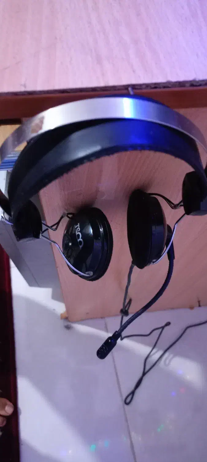 کامپیوتر کامل|رایانه رومیزی|بومهن, |دیوار