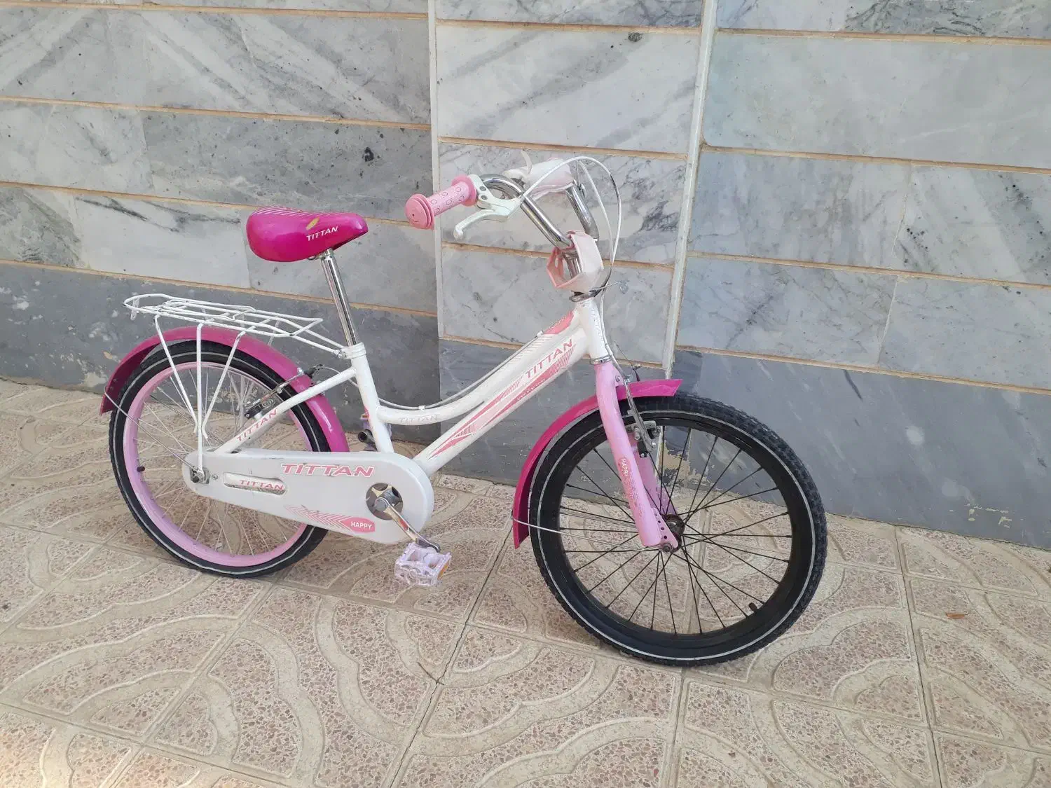 دوچرخه سایز ۲۰ دخترانه|دوچرخه، اسکیت، اسکوتر|هشتگرد, شهرک بعثت|دیوار