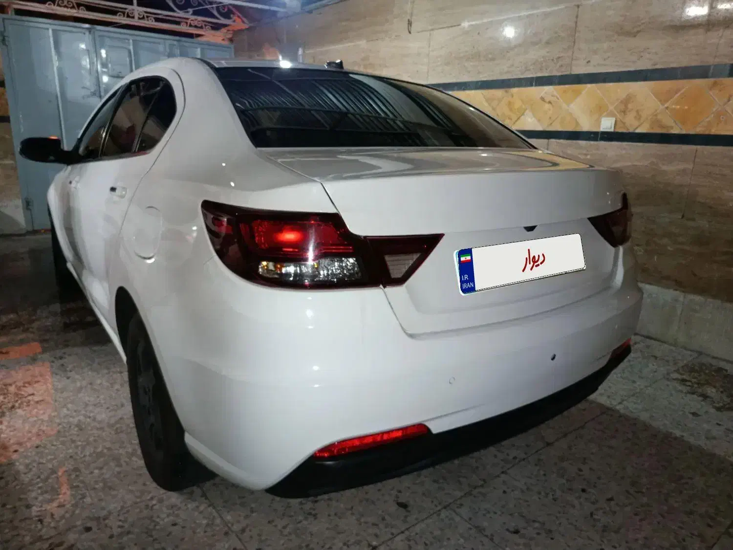 شاهین ۴۰۱ فابریک|خودرو سواری و وانت|شیراز, منطقه هوایی شهید دوران|دیوار