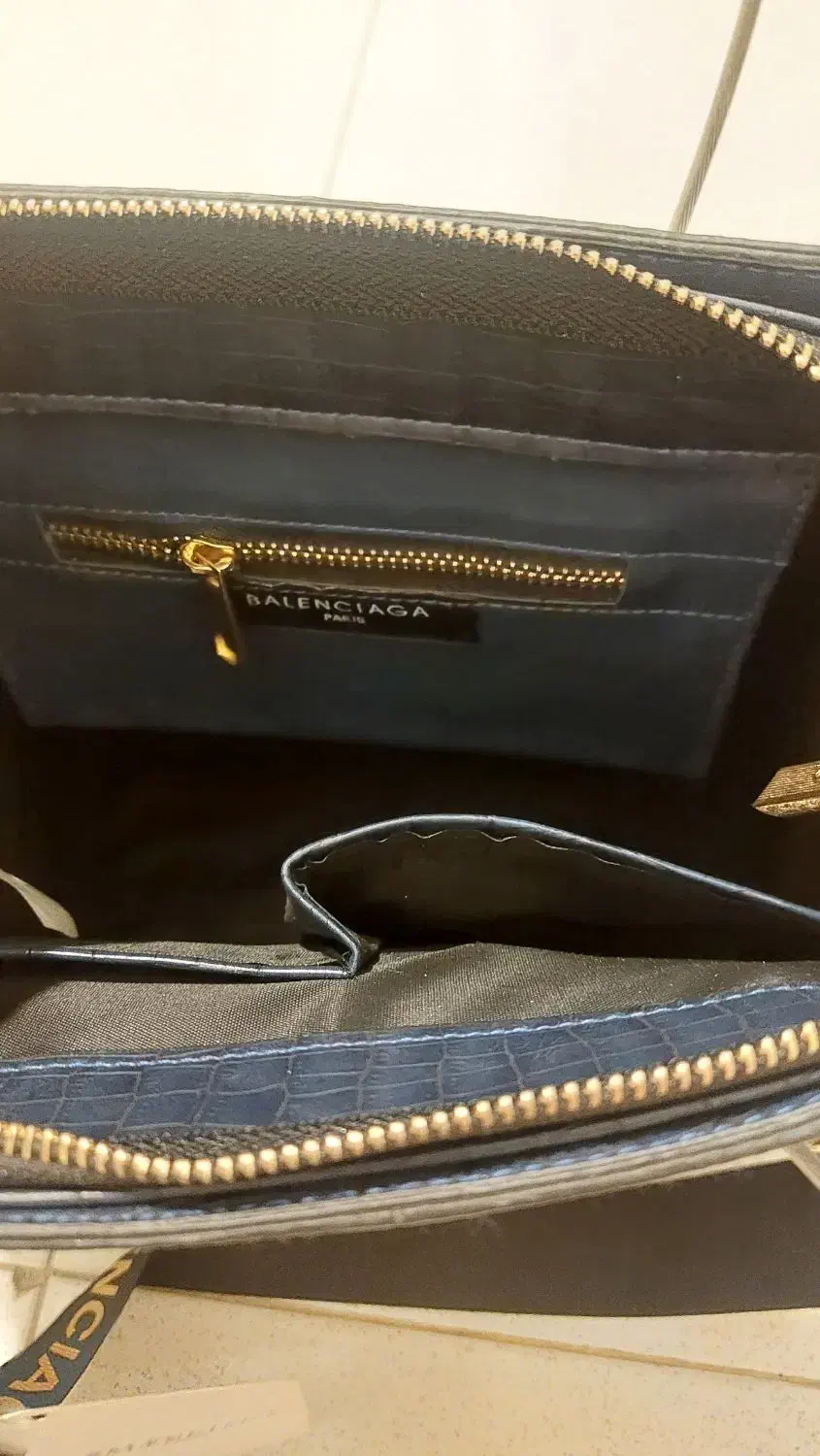 کیف نو استفاده نشده|کیف، کفش، کمربند|رودهن, |دیوار