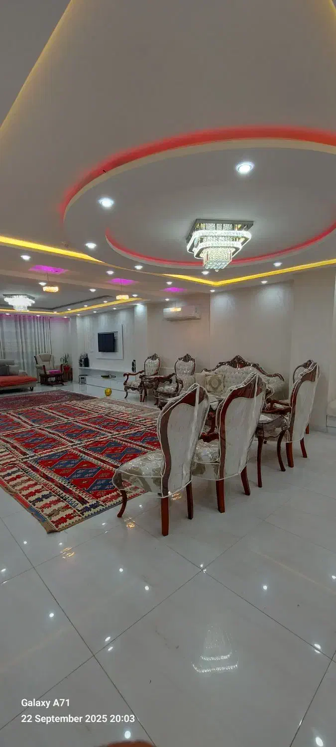 رهن آپارتمان تک واحدی، فوق شیک ۱/۵ ساله|اجارهٔ آپارتمان|شیراز, نصر|دیوار