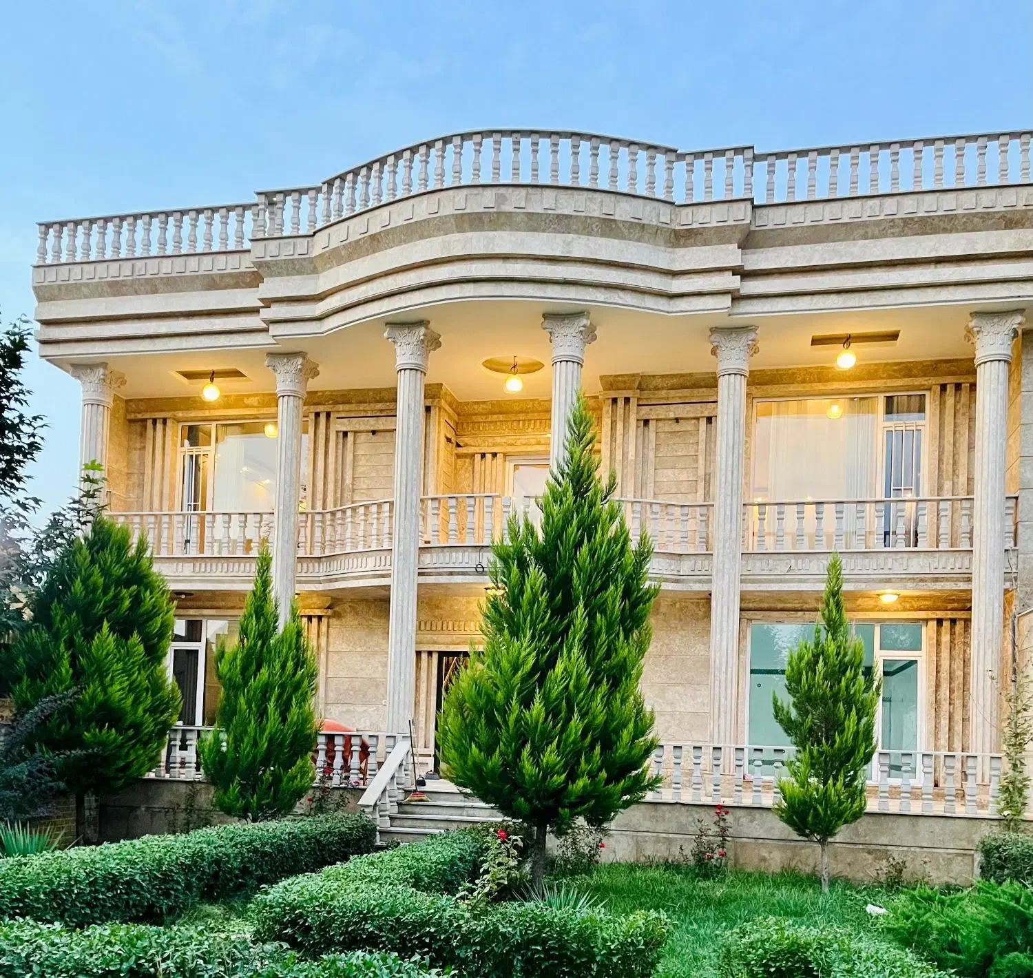 باغ ویلاسالن استخرداخل جکوزیدار کردان سهیلیه|اجارهٔ کوتاهمدت ویلا و باغ|کرج, شهرک رضوانیه|دیوار