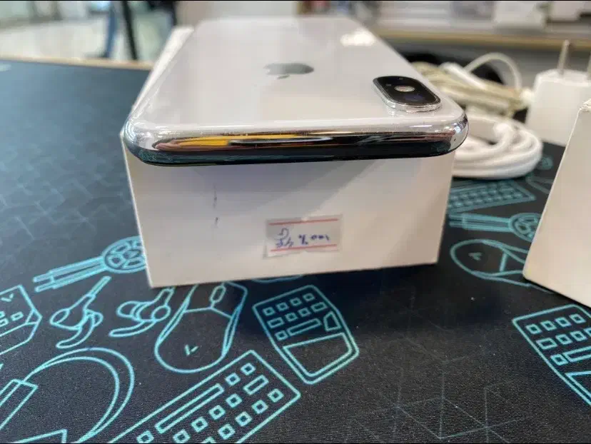 گوشی اپل iphone X با حافظه 64 گیگابایت|موبایل|تهران, جردن|دیوار