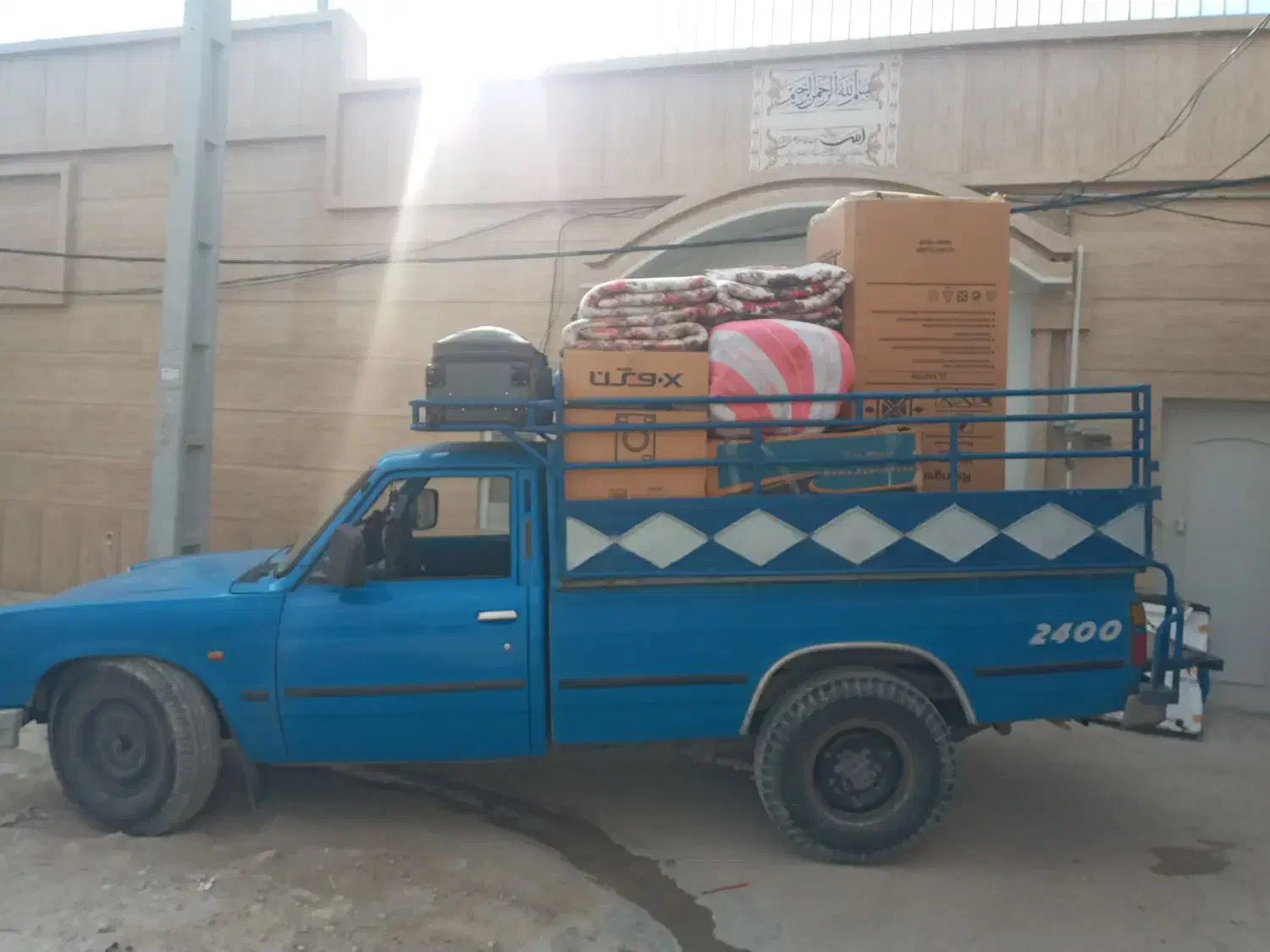 وانت نیسان حمل انواع بار ها درون شهری بیرون شهری|خدمات حمل و نقل|جهرم, |دیوار