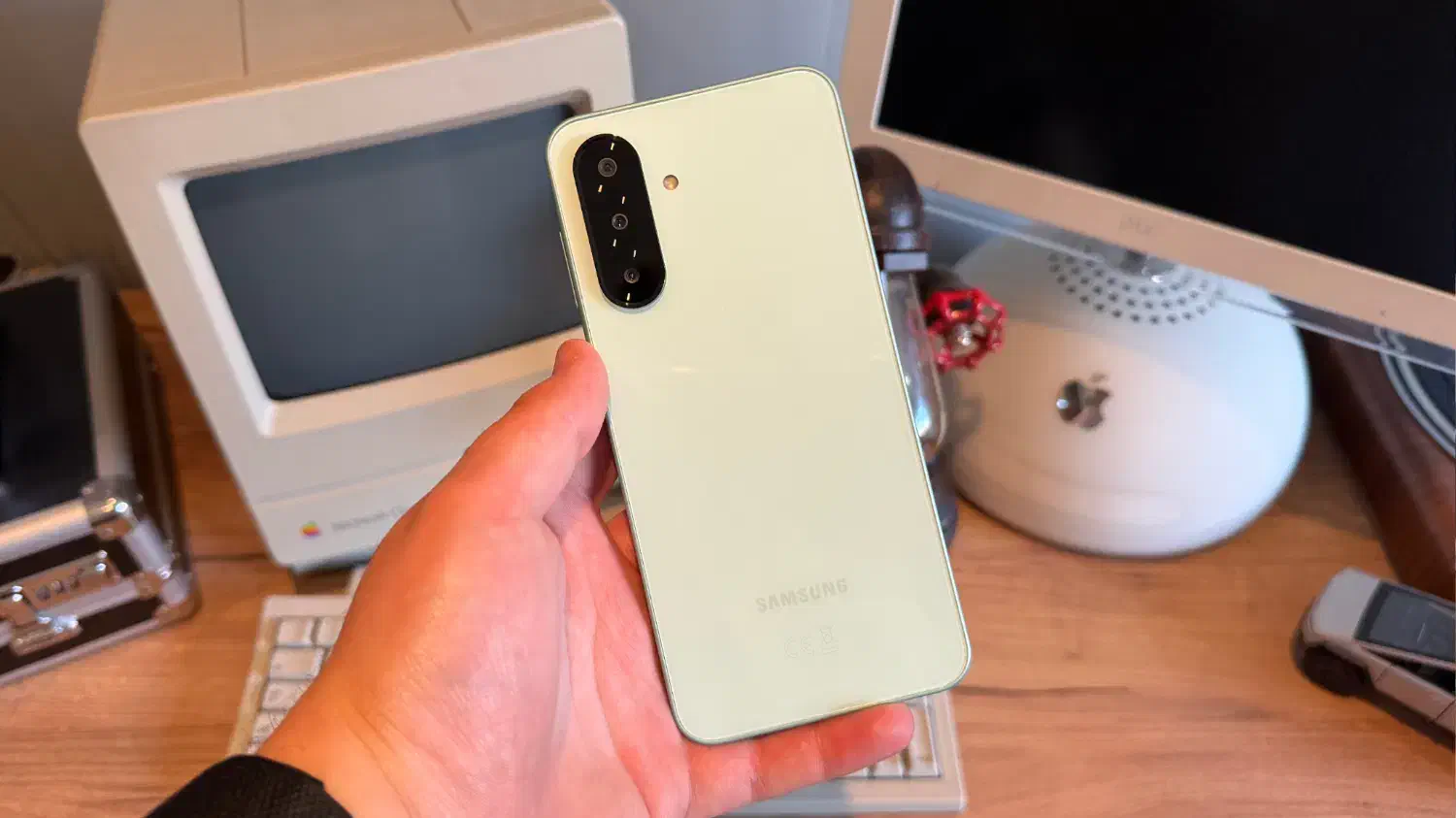 Samsung A26 256/8 بدون نیاز به چک و پیش پرداخت|موبایل|اصفهان, گلزار|دیوار