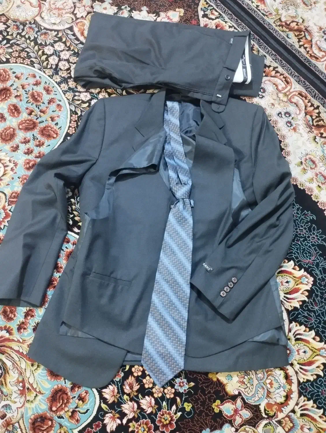 یک دست کت شلوار رنک نوک مدادی تقریبا دودی فروش|لباس|شهریار, شهرک امیریه|دیوار