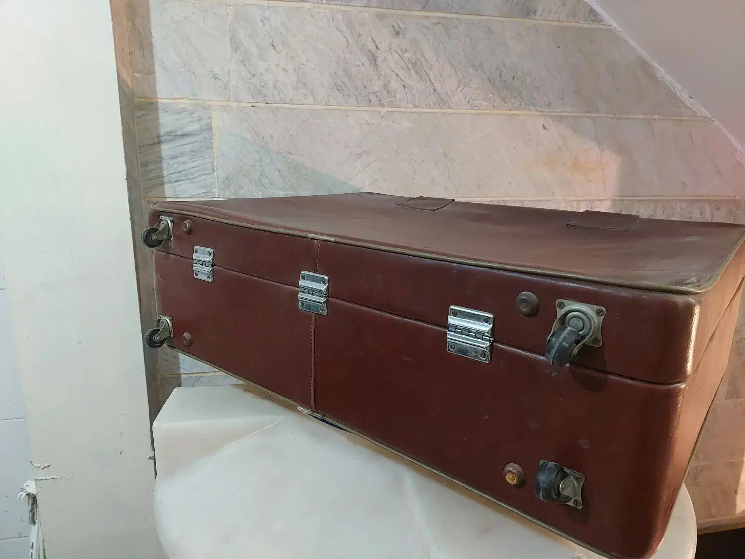 چمدان چرمی|کیف، کفش، کمربند|تهران, فرزانه|دیوار