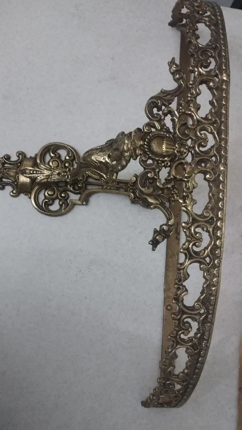 کنسول دیواری برنجی|بوفه، ویترین، کنسول|نسیم‌شهر, |دیوار