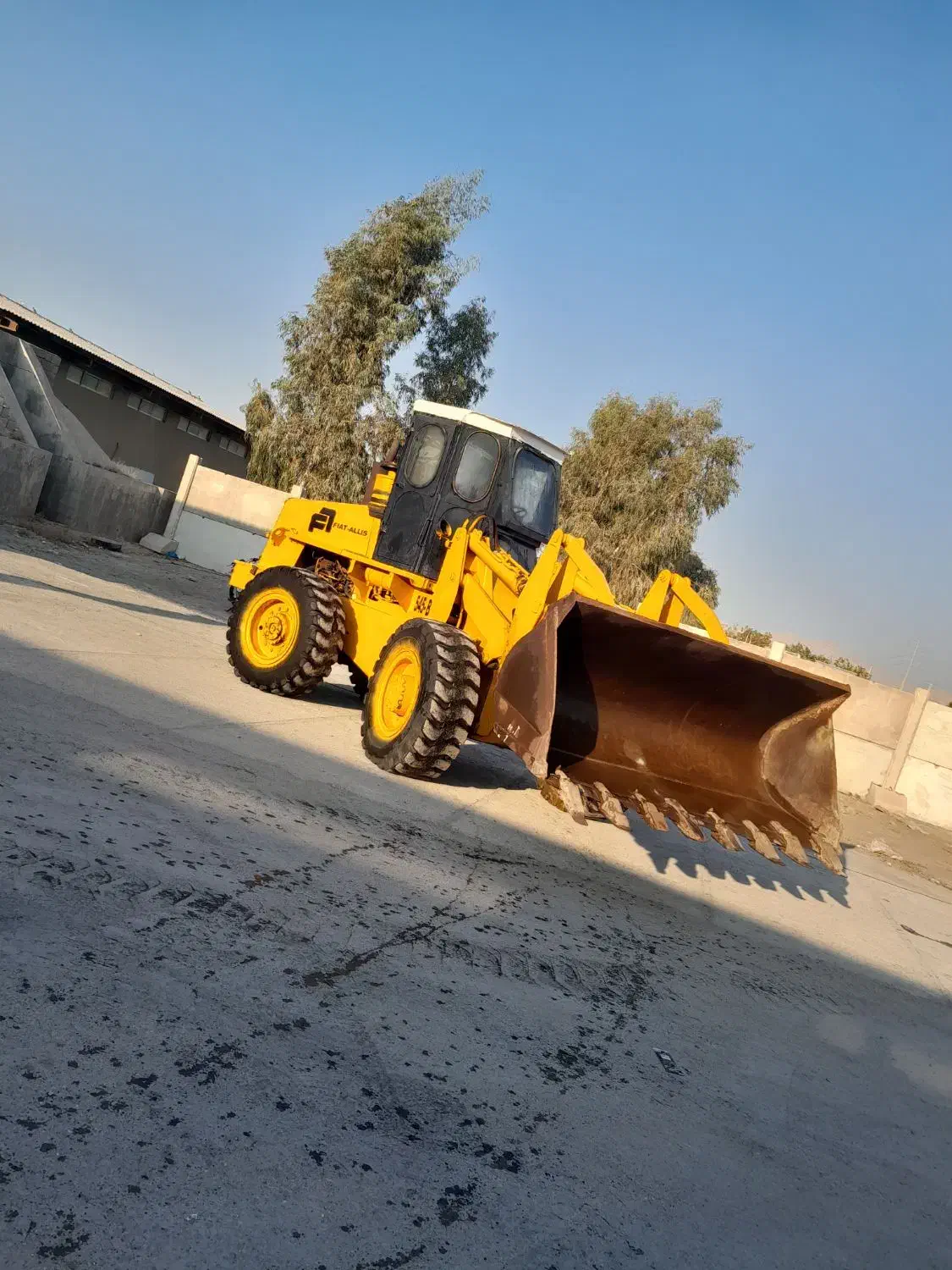 یک دستگاه لودر فیات آلیس فنی کاملا سالم فروش فوری|خودرو سنگین|کرمان, |دیوار
