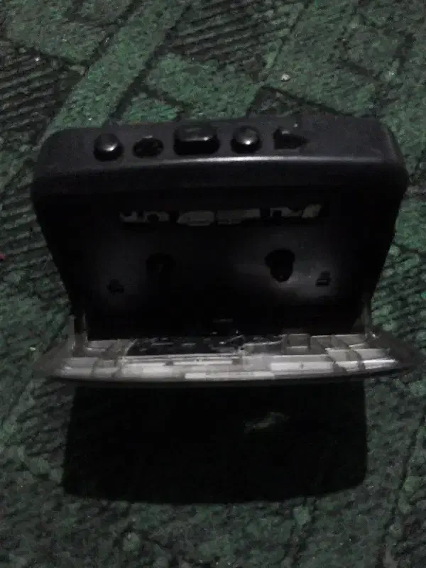 واکمن سونی|کلکسیون اشیاء عتیقه|بندرعباس, |دیوار