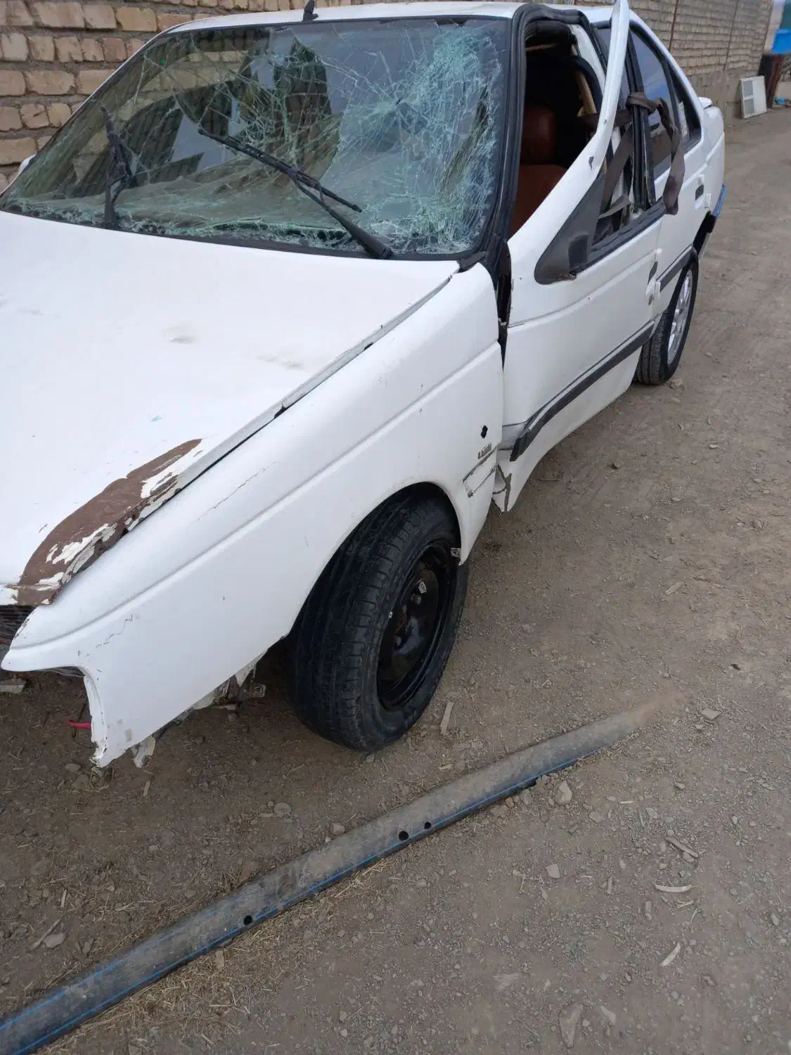 مشاوره و معاوضه ماشین تصادفی و چپی با پ و ل|خودرو سواری و وانت|اصفهان, سعادتآباد|دیوار