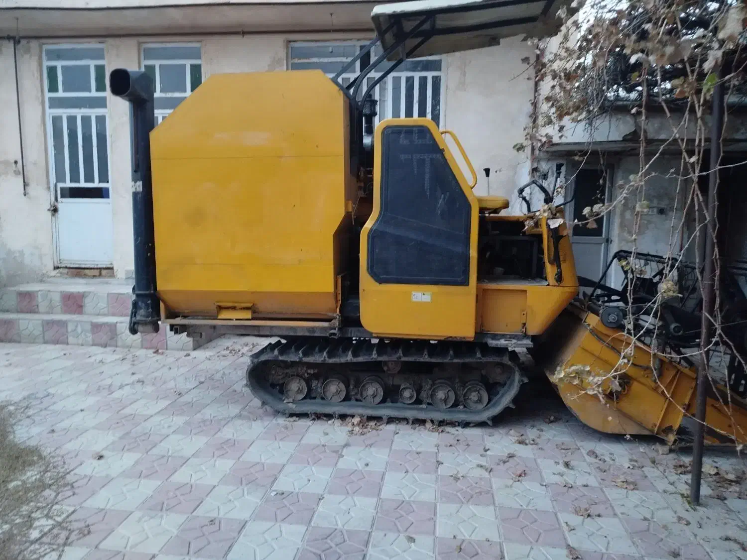 کمباین زنجیری|خودرو سنگین|مرودشت, محمد آباد|دیوار