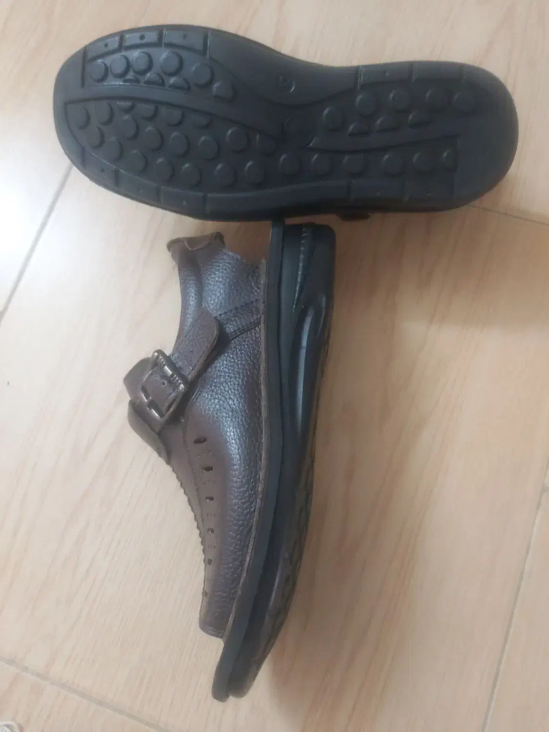 کفش|کیف، کفش، کمربند|زنجان, |دیوار