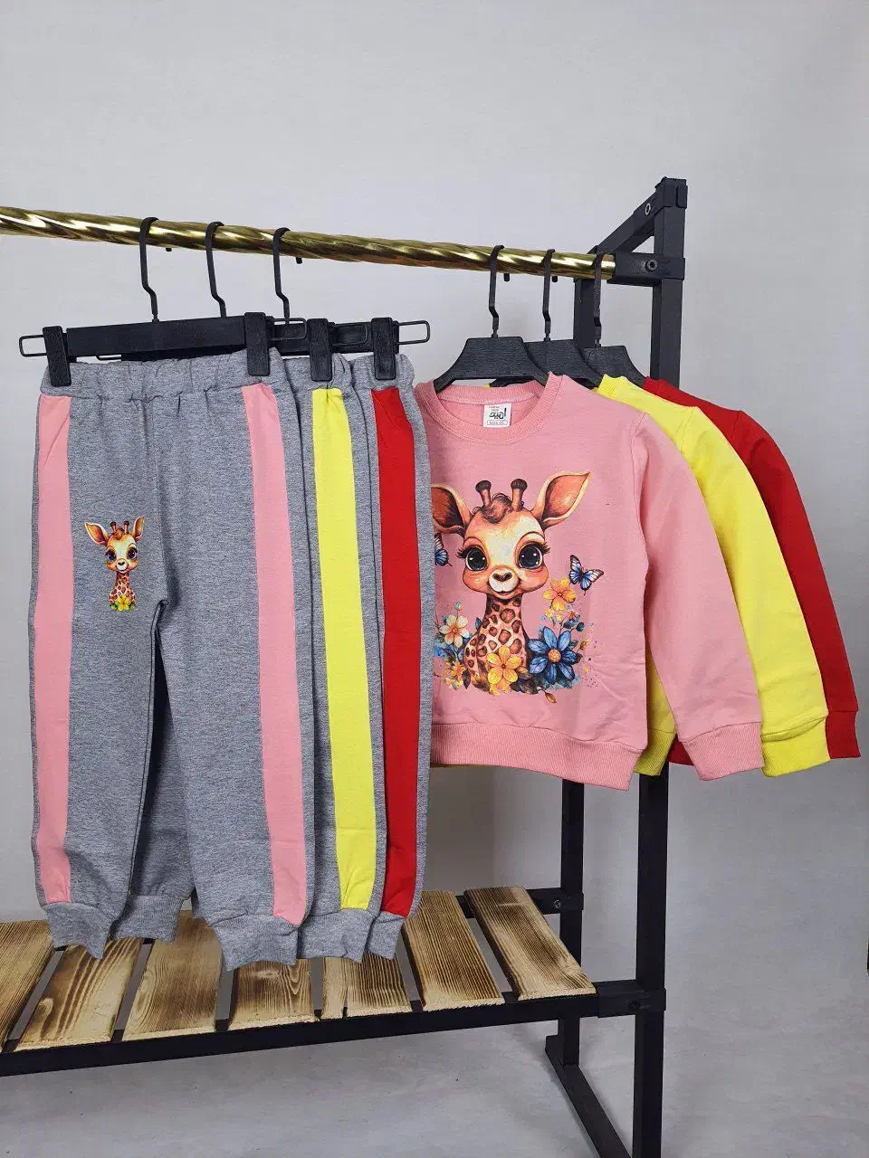 پافر ،ست ورزشی،بلوز ،گپ ،بلوز وشلوار کودک و نوجوان|کفش و لباس بچه|شیراز, شهرک نیروی انتظامی|دیوار