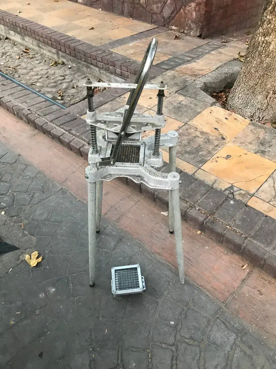 خرد کن دستی|کافی‌شاپ و رستوران|تهران, قلهک|دیوار