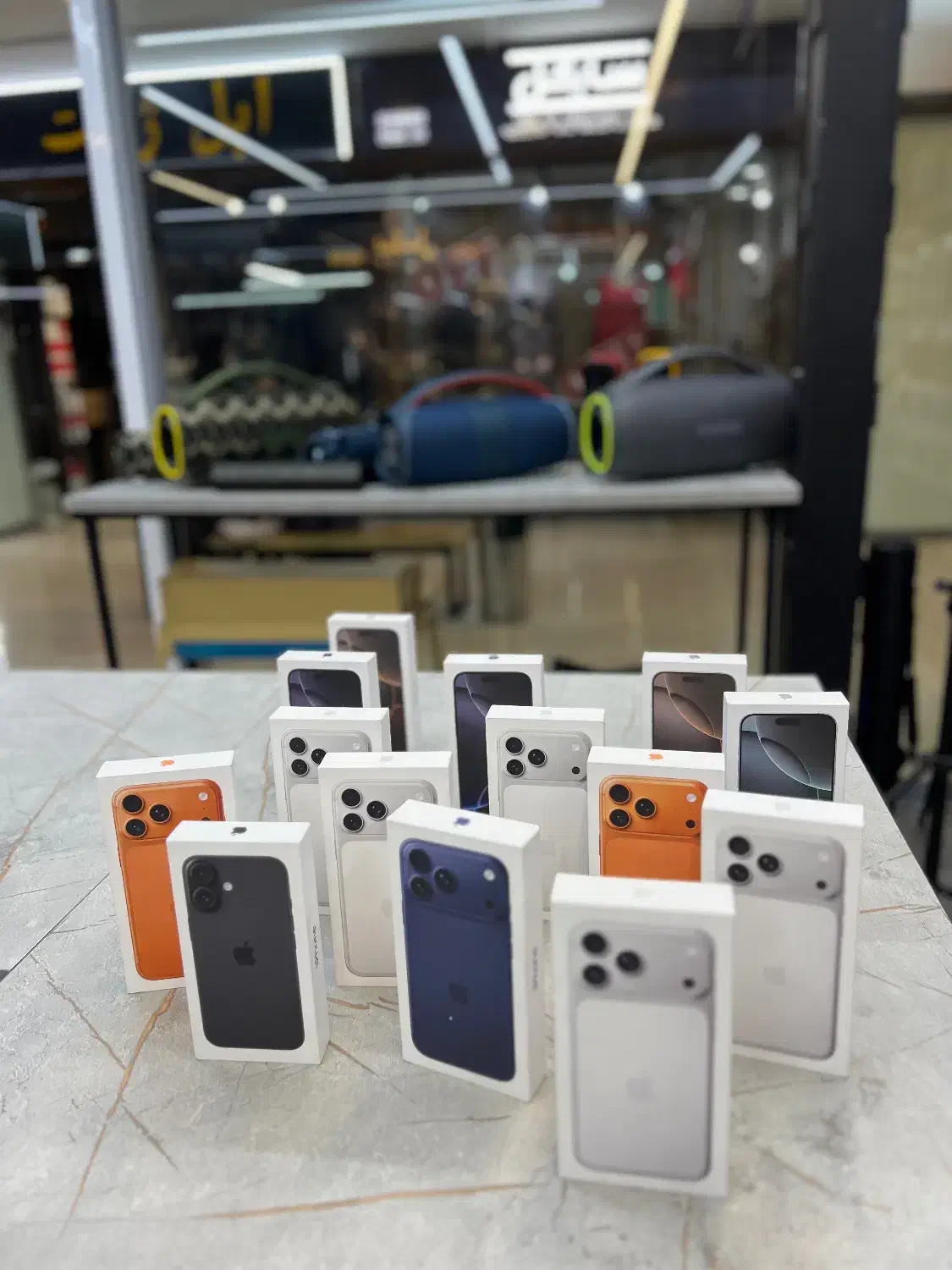 17 پرومکس ۲۵۶ نات نارنجی|موبایل|شیراز, زند|دیوار