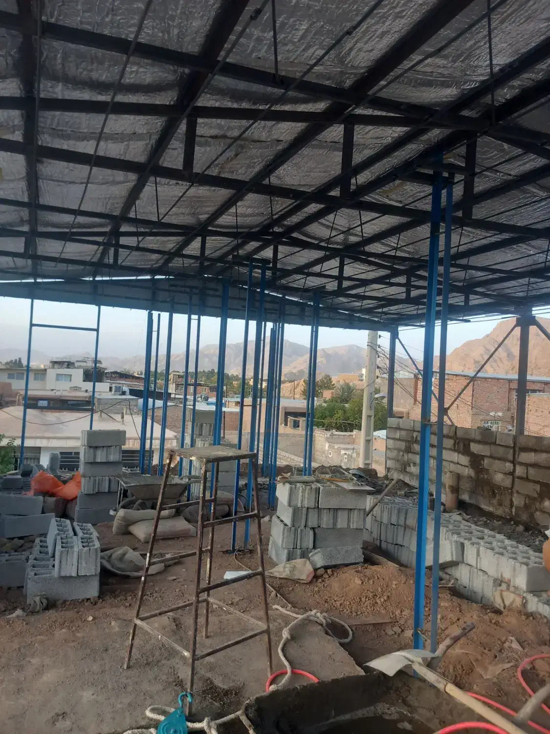 جوشکاری سقف و شیروانی|خدمات پیشه و مهارت|کرمان, |دیوار