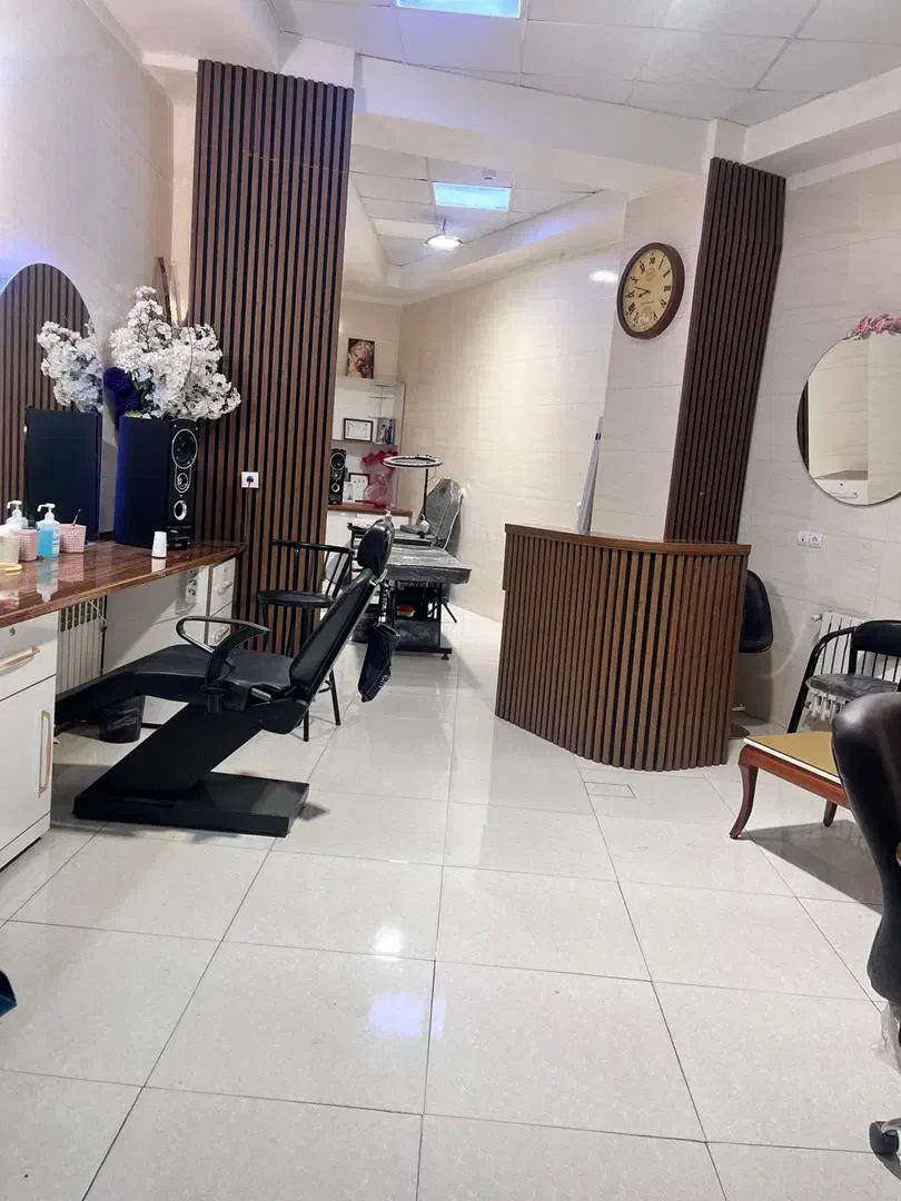 فروش و تهاتر سالن آرایشی بر خیابان رضانژادجنوبی|فروش دفتر کار، اتاق اداری، مطب|تبریز, |دیوار