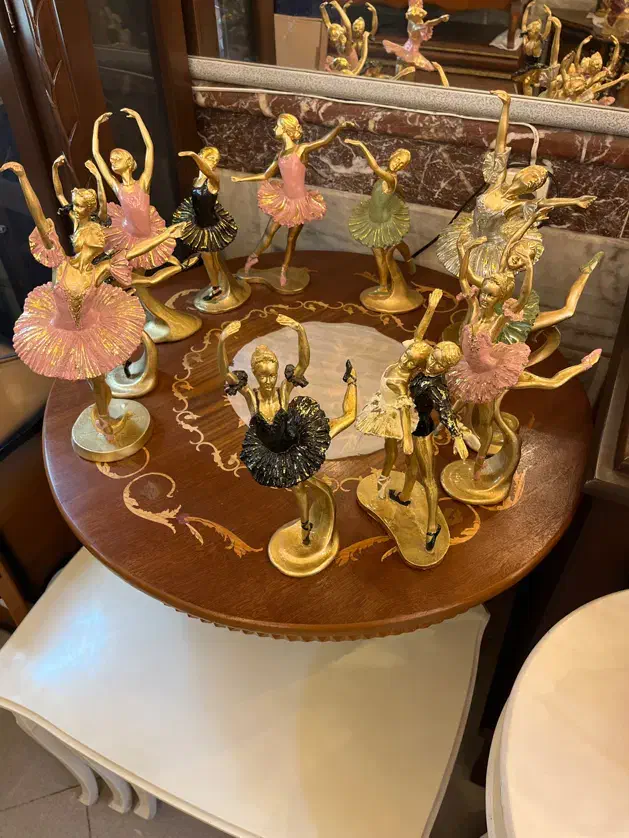 مجسمه بالرین|مجسمه، تندیس، ماکت|تبریز, |دیوار