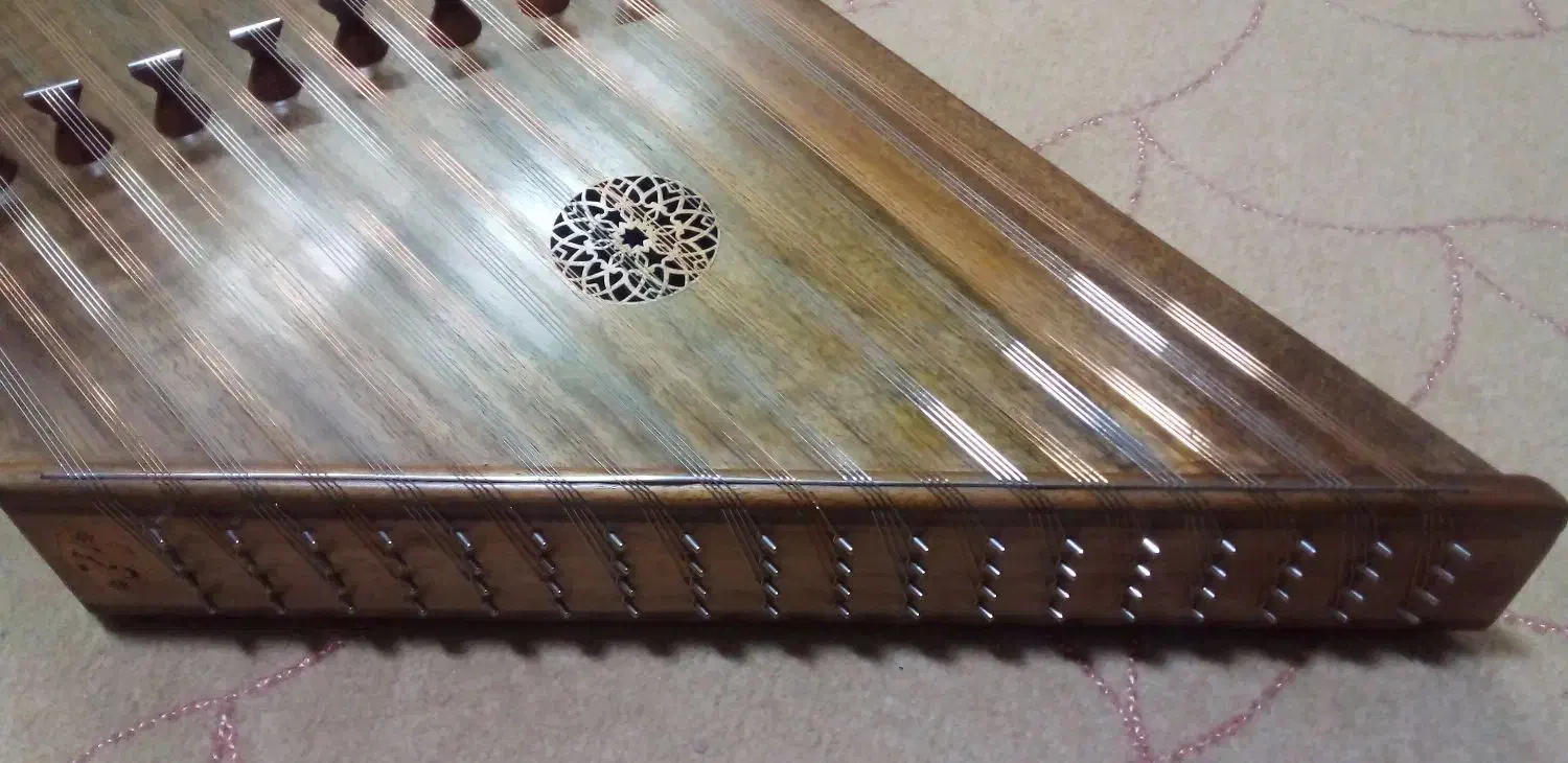 سنتور نو درجه یک|سازهای سنتی|اصفهان, کوی ولی عصر|دیوار