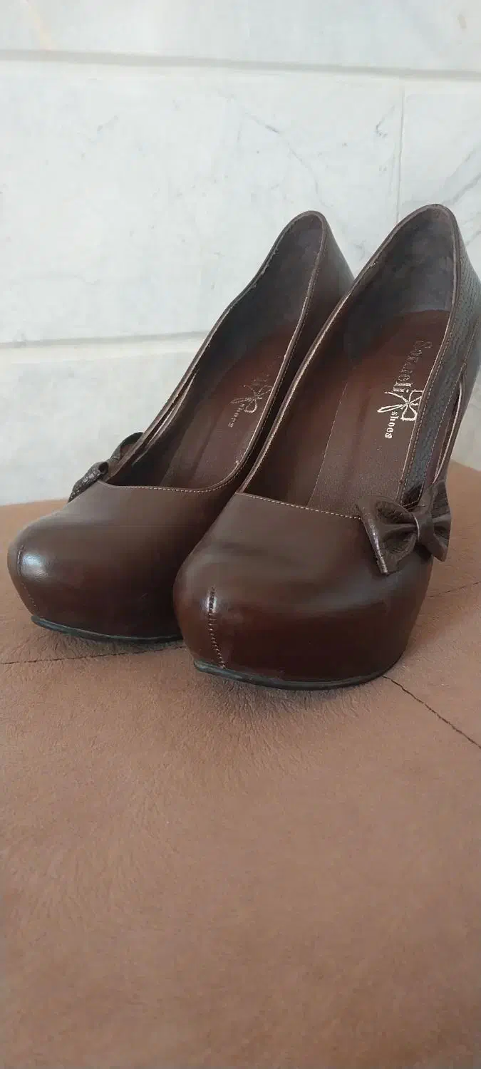 کفش چرم زنانه|کیف، کفش، کمربند|ورامین, ورامین|دیوار