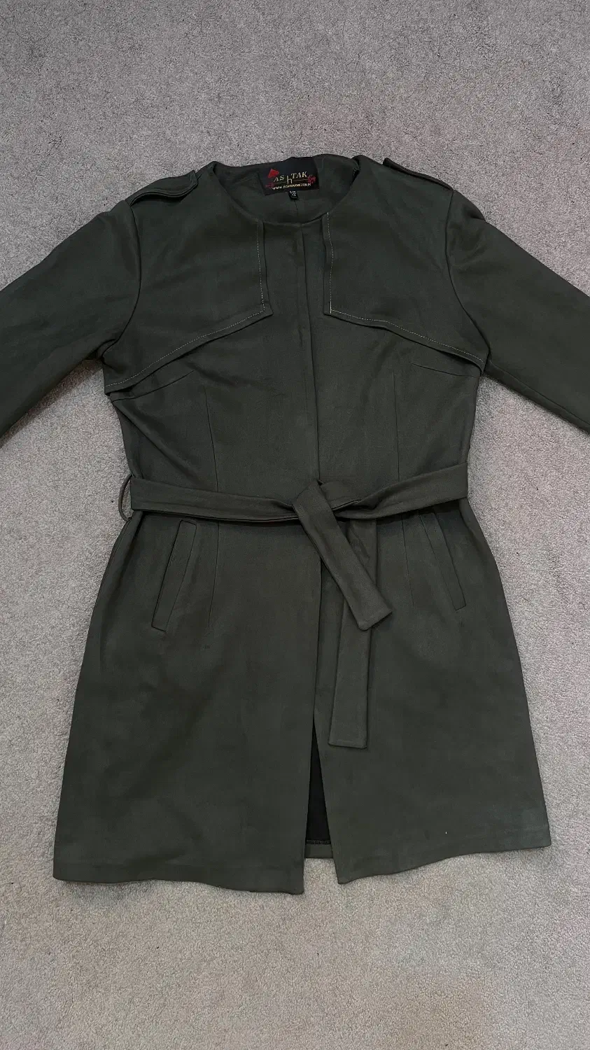 مانتو|لباس|میانه, |دیوار