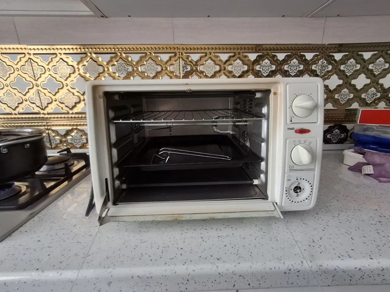 توستر  سفید|اجاق گاز و لوازم برقی پخت‌وپز|پاکدشت, حصار امیر|دیوار