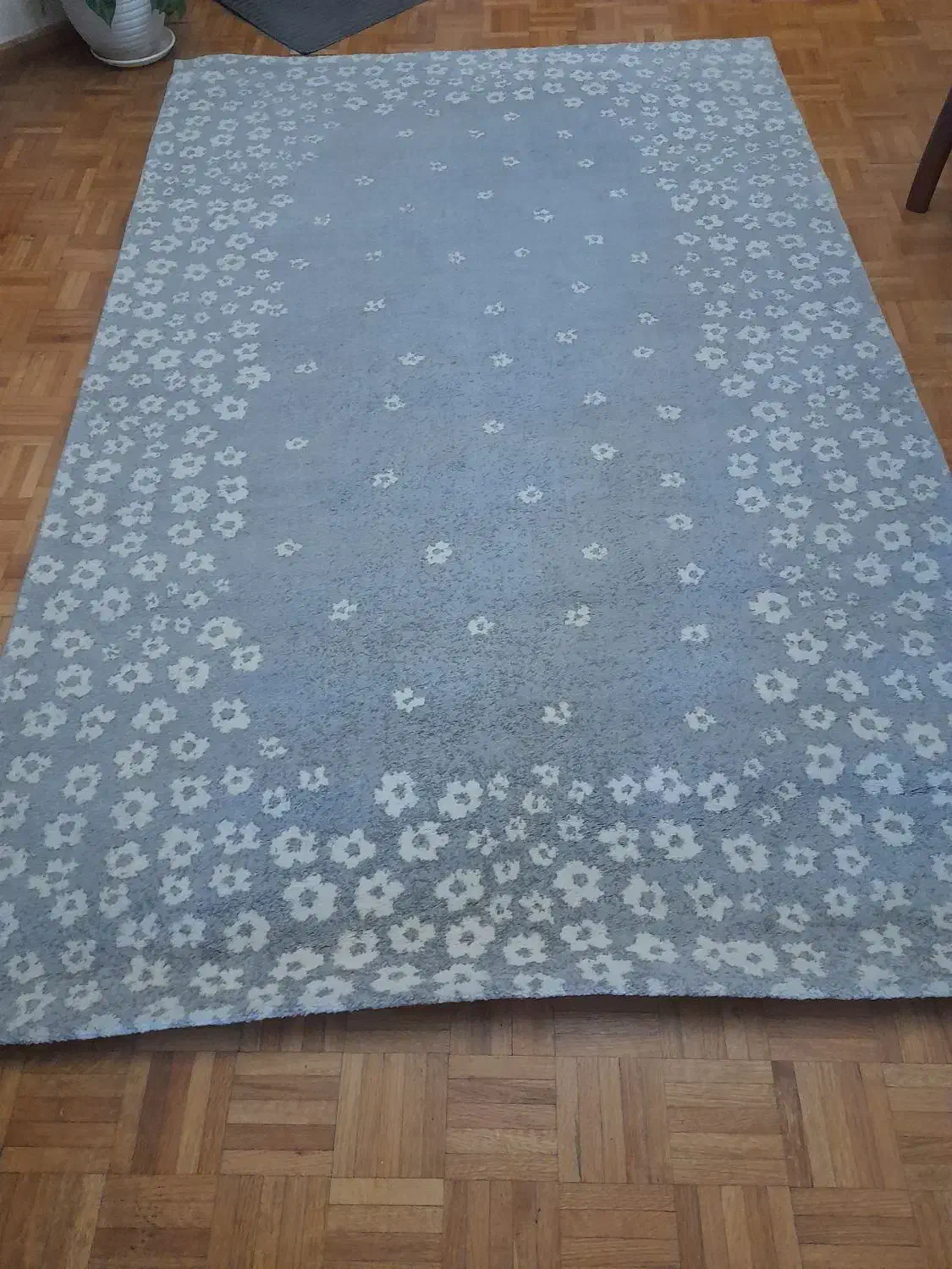 فرش ماشینی ساوین۴متری ضخیم۴۰۰شانه تراکم ۹۶۰درحد نو|فرش|تهران, قلهک|دیوار