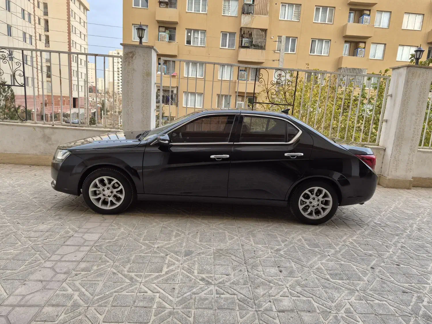 دنا پلاس توربو ۶ دنده مدل ۱۴۰۱ بدون خط خش|خودرو سواری و وانت|تهران, تهرانسر شرقی|دیوار