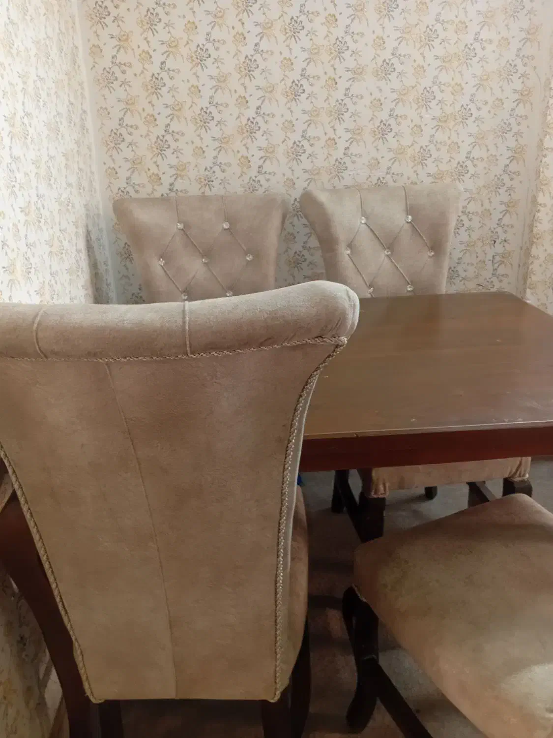 میز غذا خوری چهار نفره|میز و صندلی غذاخوری|قرچک, باقرآباد|دیوار