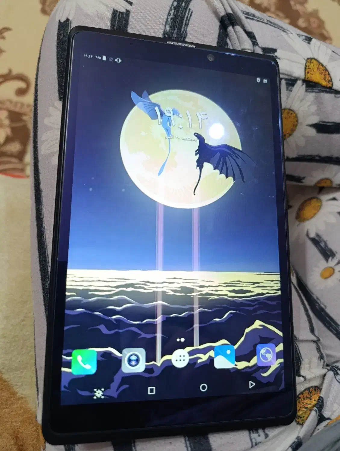 تبلت سالم بدون خط و خش|تبلت|گلبهار, شهر جدید گلبهار|دیوار