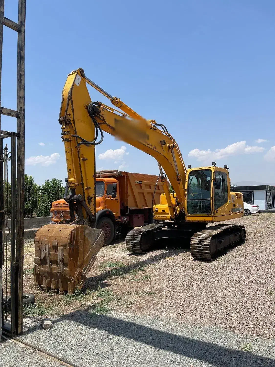 بیل‌میکانیکی‌هیوندا۲۱۰خط۷|خودرو سنگین|اسلام‌شهر, شهرک احمدیه|دیوار