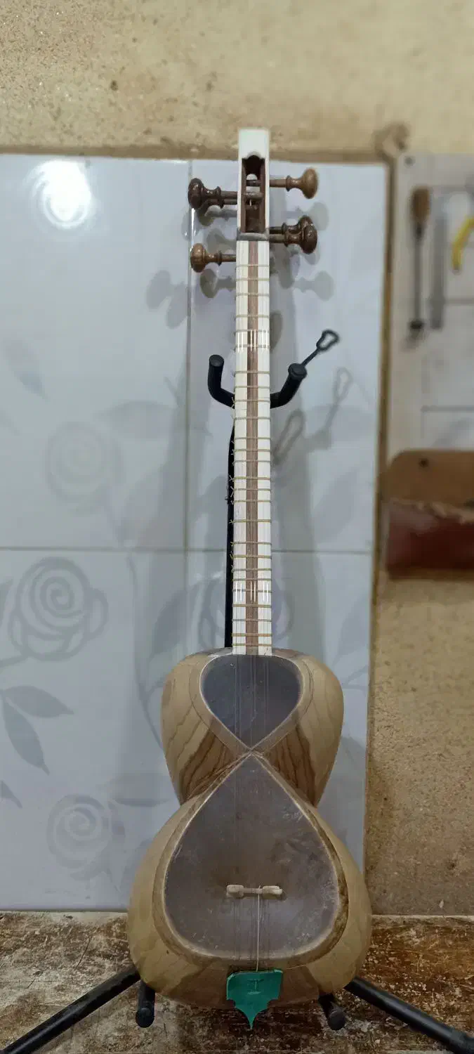 تار هنرجویی و حرفه ای|سازهای سنتی|رشت, حسین آباد|دیوار