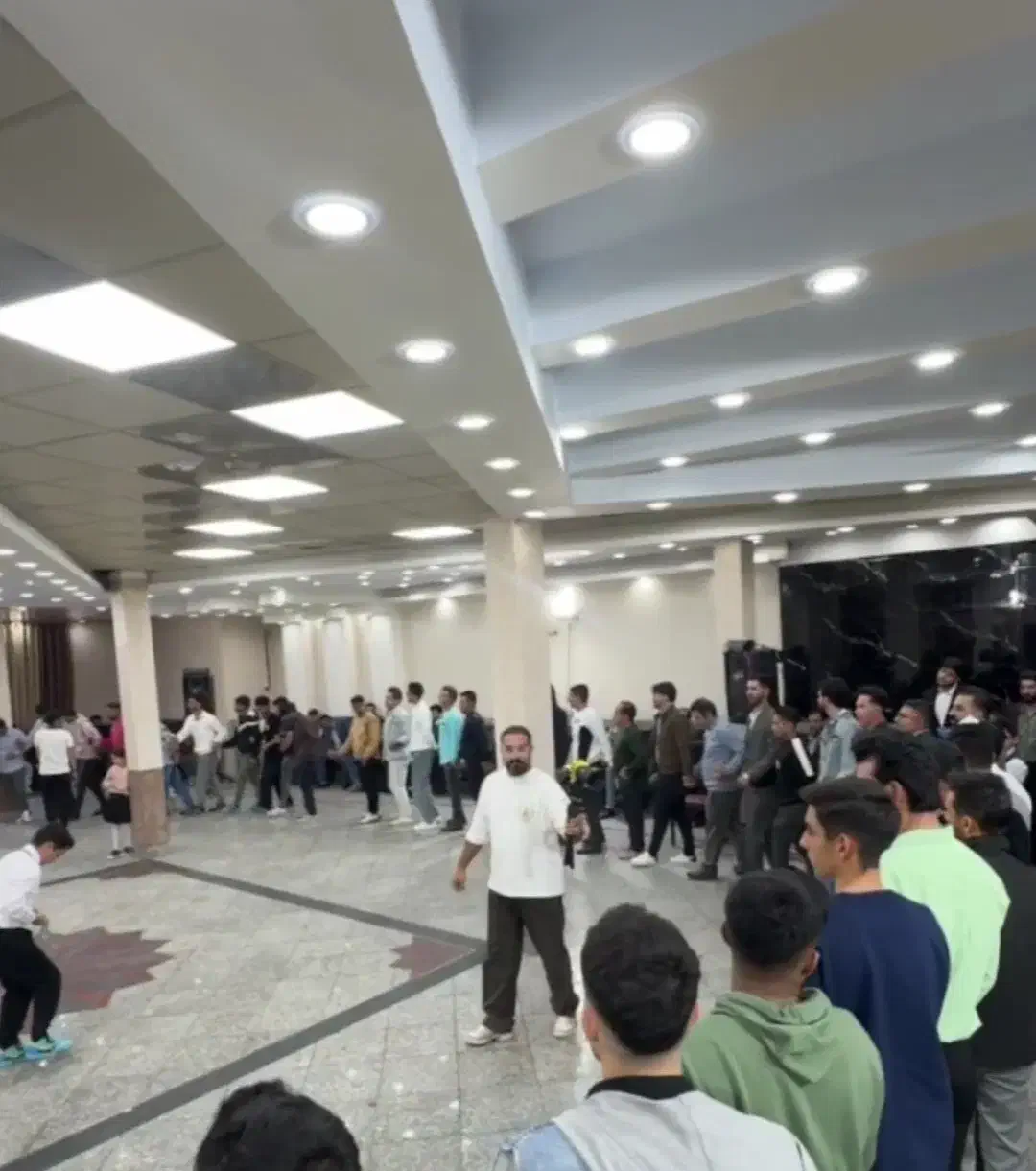 خواننده و ارکستر تخصصی (کردی شاد)|خدمات پذیرایی، مراسم|کرمانشاه, |دیوار