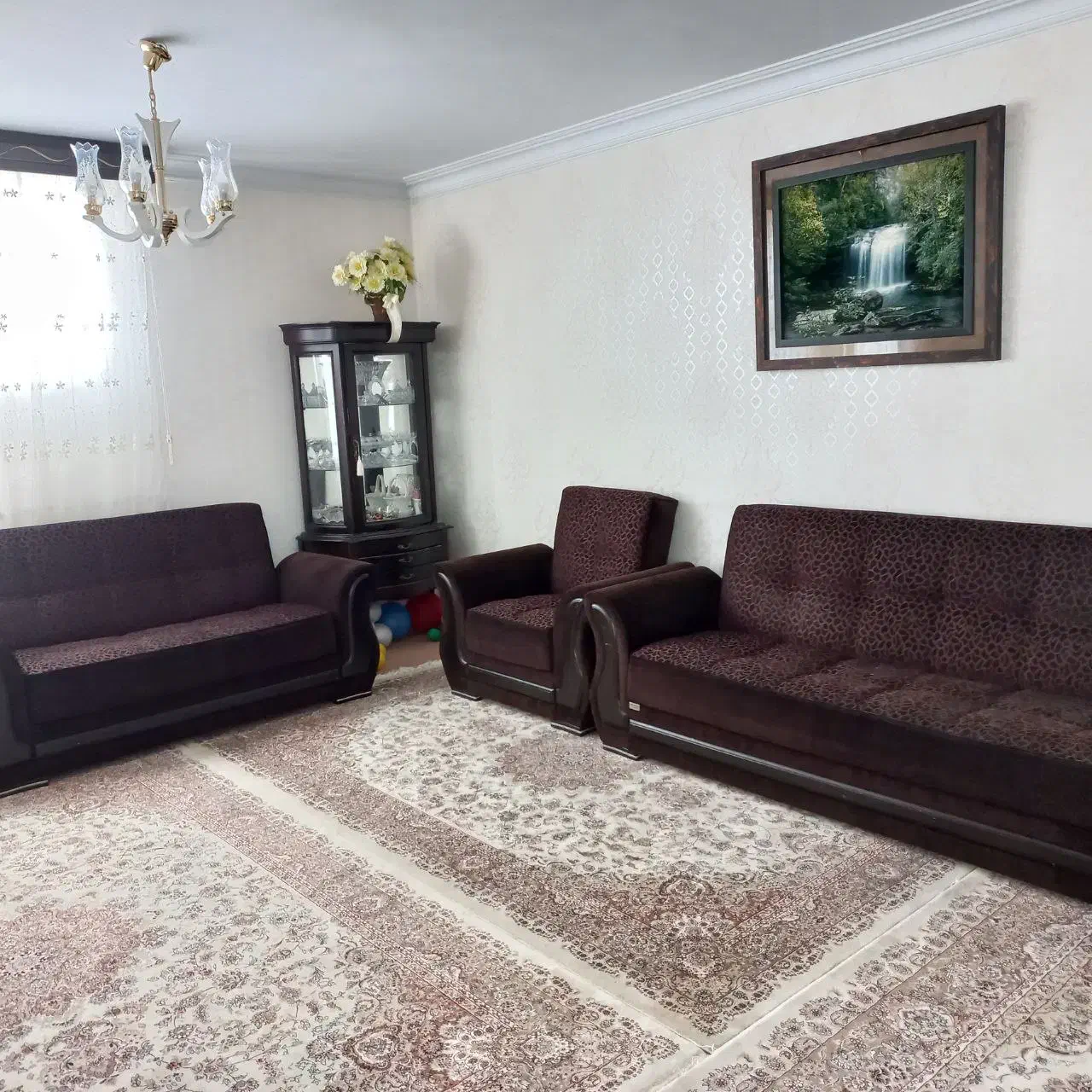 مبل ۷ نفره تخت خواب شو|مبلمان خانگی و میز عسلی|همدان, |دیوار