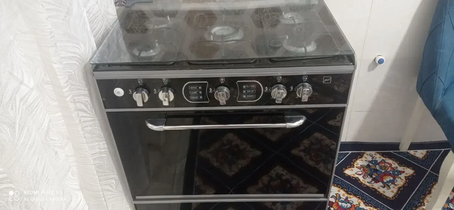 گاز گاز طرح فر ویک  عدد کمد پنج کشو اینه دار|اجاق گاز و لوازم برقی پخت‌وپز|گرگان, |دیوار