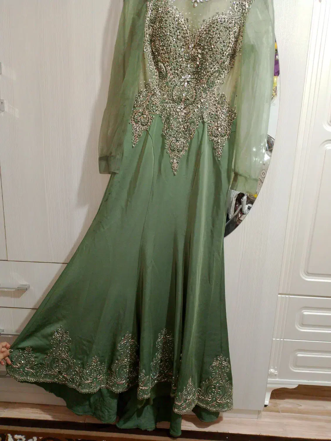 لباس مجلسی|لباس|ورامین, ورامین|دیوار