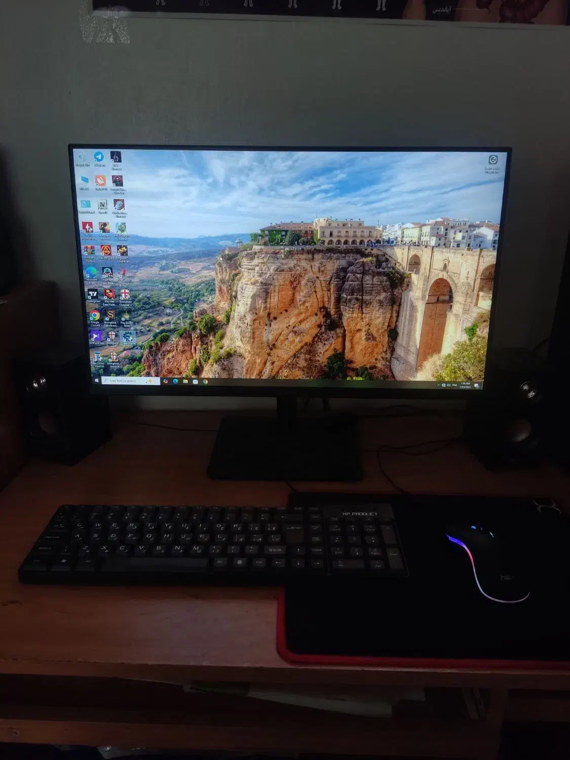 کامپیوتر کیس و مانیتور و متلقات|رایانه رومیزی|رشت, آزادگان|دیوار