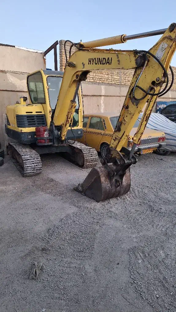 مینی بیل R60هیوندایی 2016|خودرو سنگین|ملایر, |دیوار