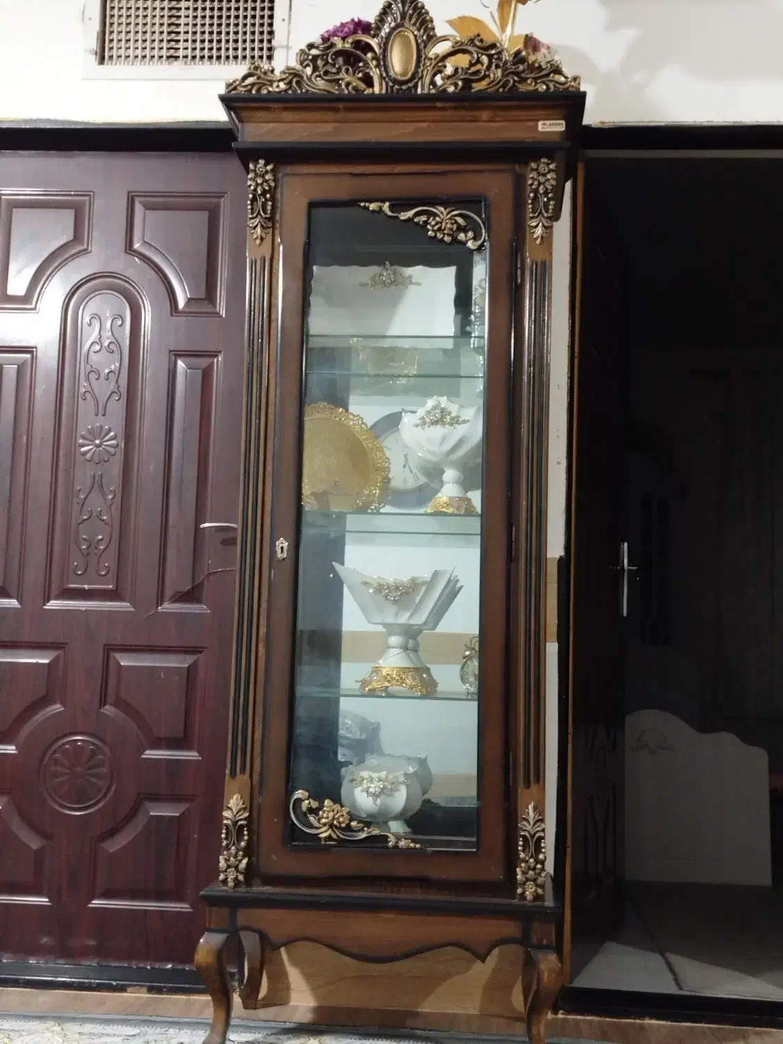 بوفه|بوفه، ویترین، کنسول|مشکان, |دیوار