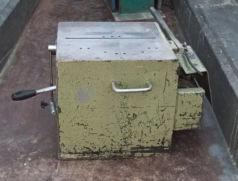 یک دستگاه اره آلمینییوم|ابزارآلات|کرج, شهرک بنفشه|دیوار