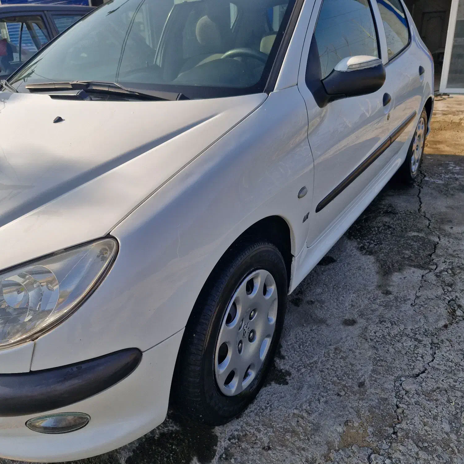 پژو ۲۰۶ تیپ ۵ مدل ۹۴ دریچه سیم|خودرو سواری و وانت|رشت, لاکان شهر|دیوار