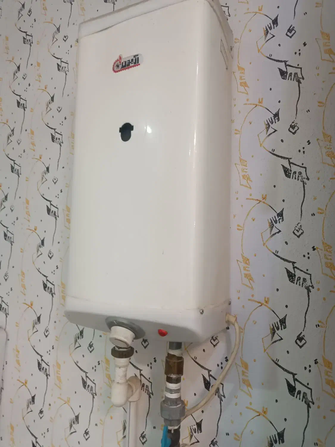 آب گرم کن دیواری|آبگرمکن، پکیج، شوفاژ|سرخنکلاته, |دیوار