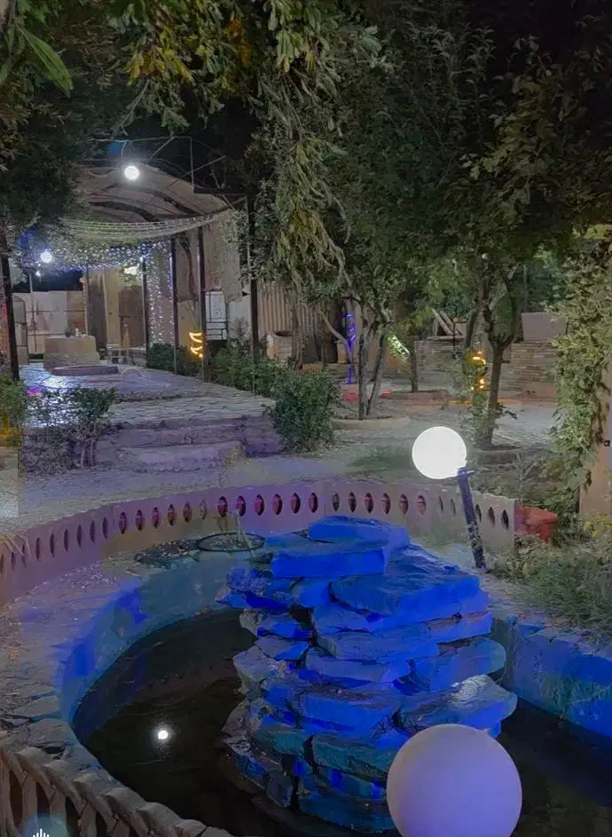 باغ رستوران|اجارهٔ کوتاهمدت ویلا و باغ|شیراز, انجیره|دیوار