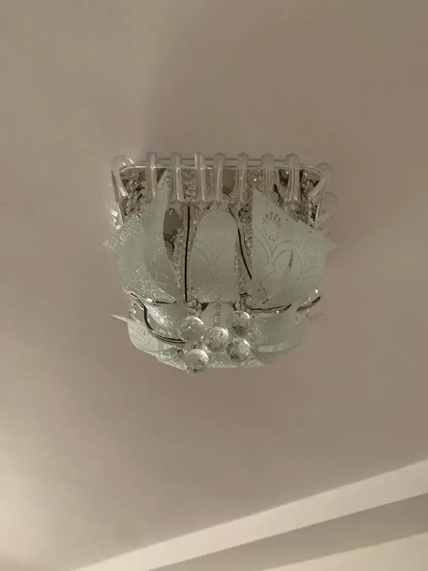 ۵ عدد لوستر کریستالی کنترل دار بزرگ و کوچیک|لوستر و چراغ آویز|شیراز, شهرک بهشتی|دیوار