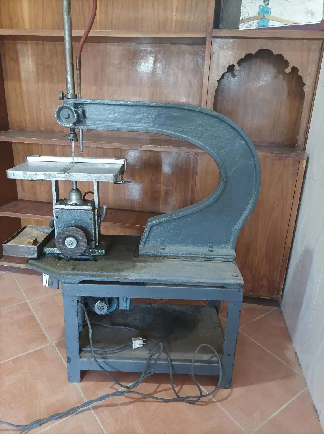 اره مویی بلغاری|ابزارآلات|نجف‌آباد, ریاضی|دیوار