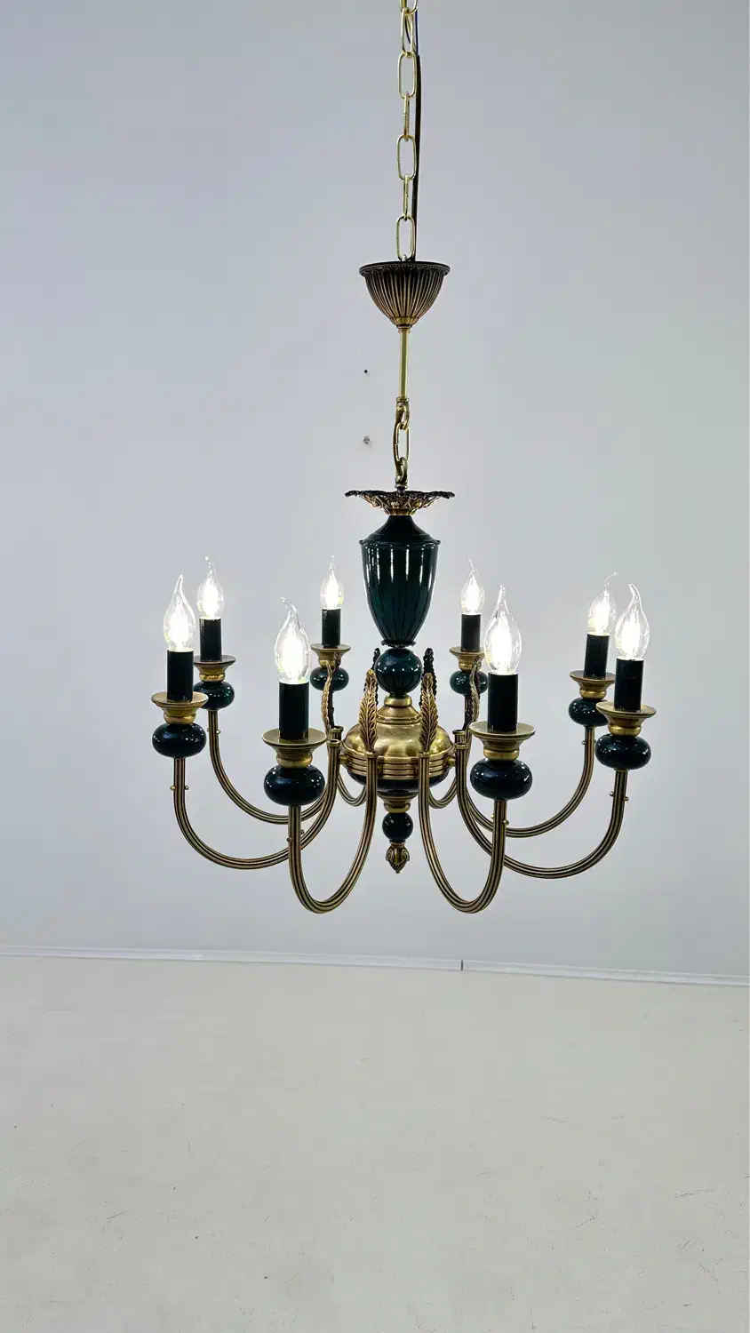 طرح تعویض لوستر برنجی با طرح های روز و نئوکلاسیک|لوستر و چراغ آویز|تهران, تجریش|دیوار