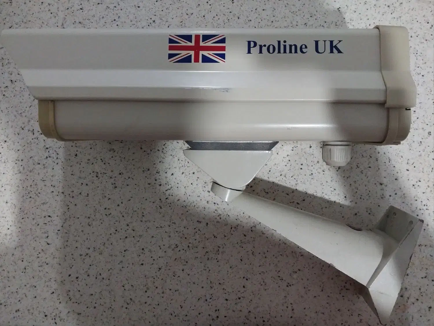 کاور صندوقی دوربین مدار بسته کار کرده|دوربین مداربسته|چهارباغ, |دیوار