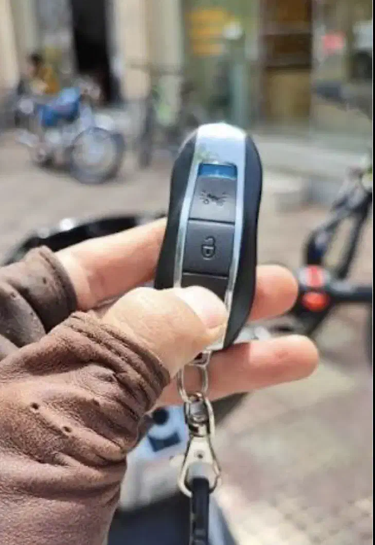 سوییچ کیلس موتورم گم شده (۲میلیون مژدگانی)|اشیا|تهران, میرداماد|دیوار