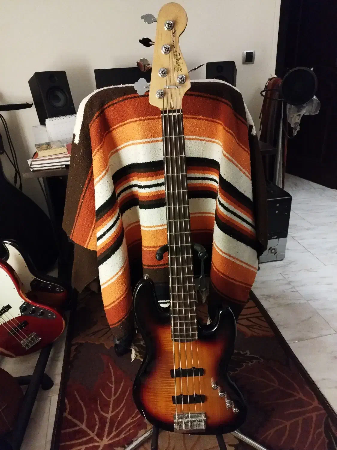 گیتار بیس اسکوایر دیلاکس جز بیس squier jazz bass|گیتار، بیس، امپلیفایر|تهران, سهروردی|دیوار